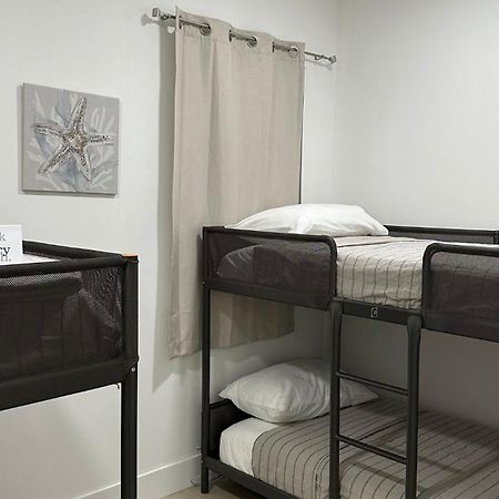 203 Miami Shared Rooms For Men Central Comfortable, Affordable Ngoại thất bức ảnh