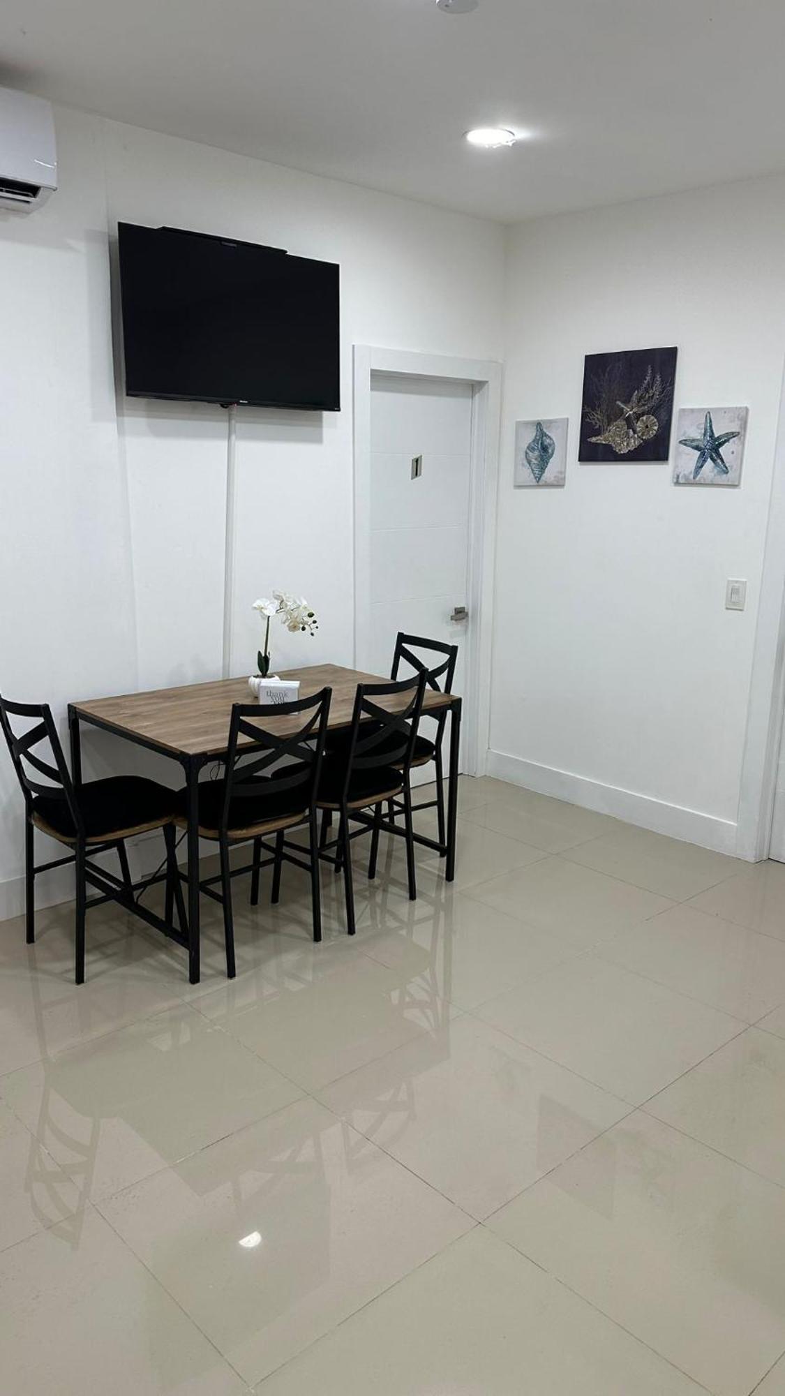 203 Miami Shared Rooms For Men Central Comfortable, Affordable Ngoại thất bức ảnh